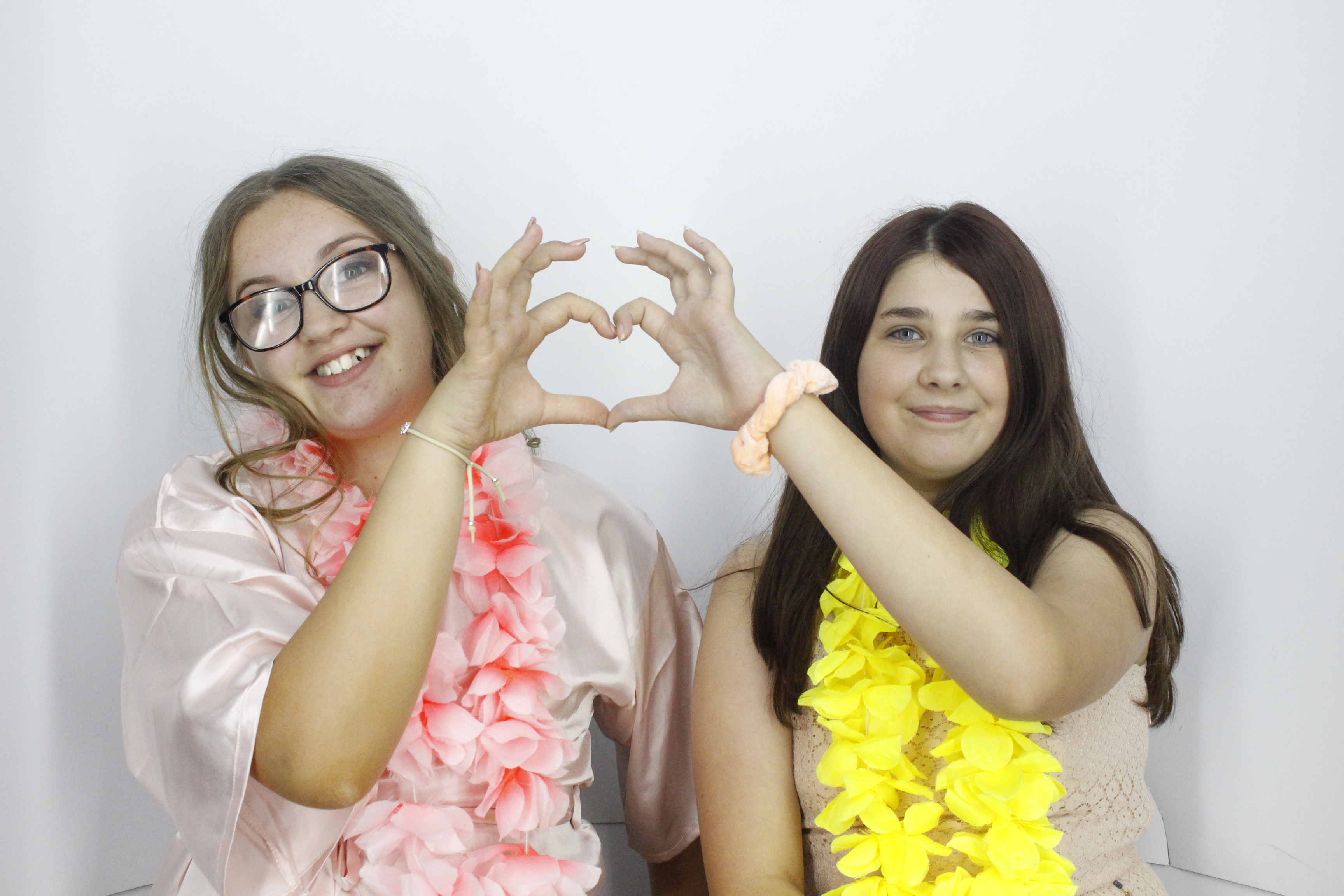 Sam & Rachel's Wedding | View more photos from the event at gallery.myphotoboothexperience.co.uk/u/MyPhotoBoothExperienceLtd/Sam-Rachels-Wedding